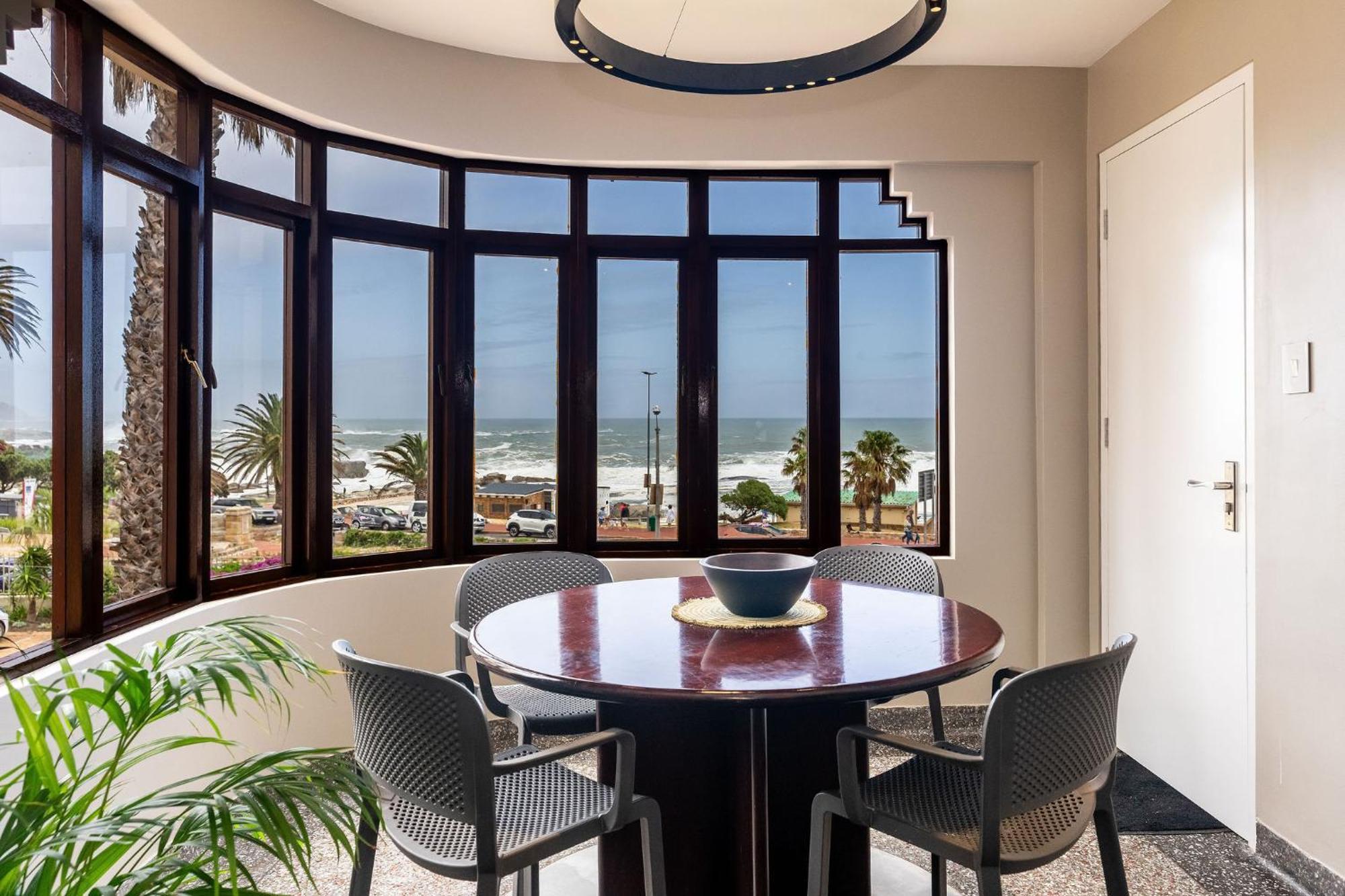 Tidal Pool Apartments - Camps Bay Кейптаун Екстериор снимка