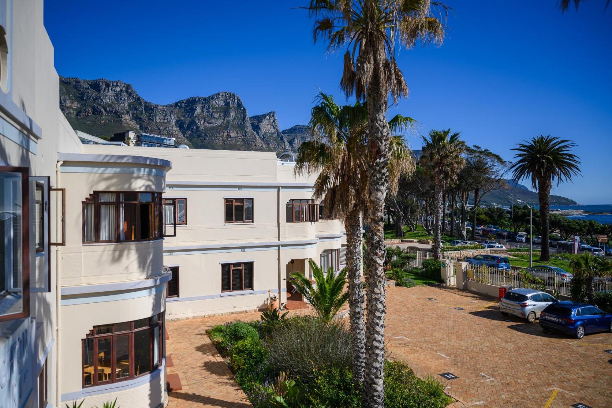 Tidal Pool Apartments - Camps Bay Кейптаун Екстериор снимка